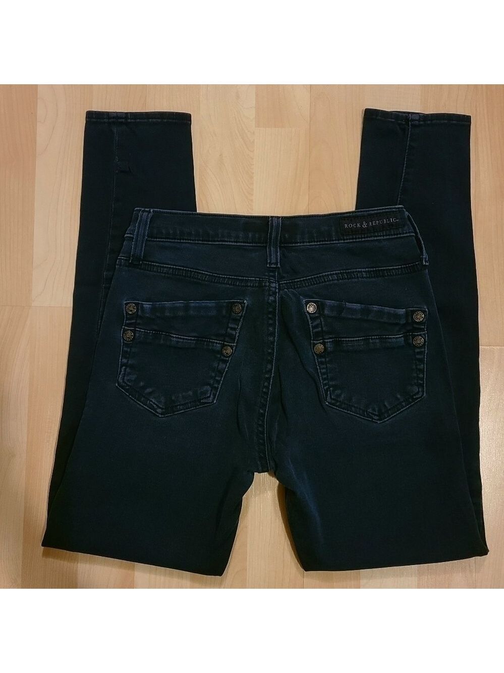 Rock & Republic Low Rise Skinny Jeans Black Stretch Denim Straight Leg Size 6